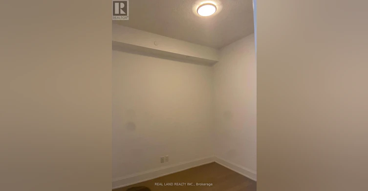 203-25 Water Walk Drive, Markham, ON, L6G 0G3 - 9