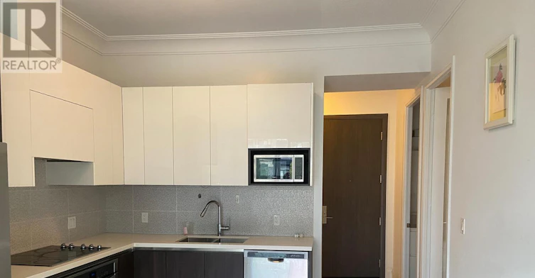 203-25 Water Walk Drive, Markham, ON, L6G 0G3 - 3