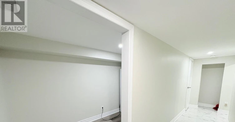 BSMT RM 2-22 Ivordale Crescent, Toronto, ON, M1R 2W6 - 4