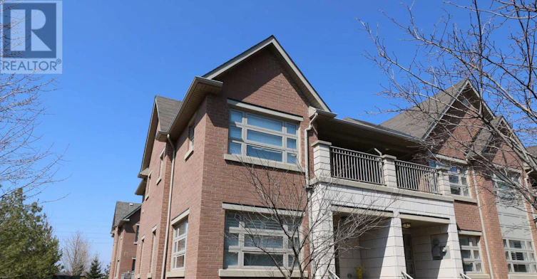 45-2460 Prince Michael Drive, Oakville, ON, L6H 0G8 - 2