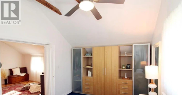 UPPER-32 Rodman Street, St. Catharines, ON, L2R 5E1 - 5