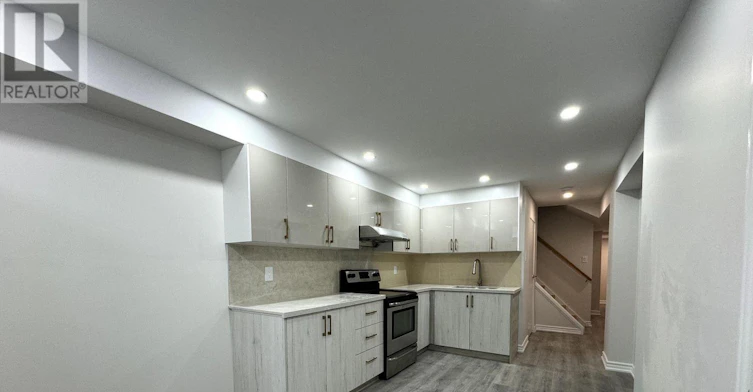 BSMT-14 Gemmill Drive, Whitchurch-Stouffville, ON, L4A 2H1 - 4