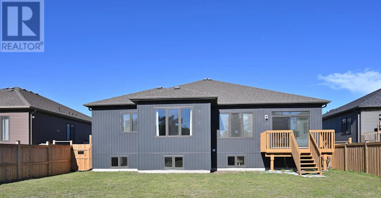 23 Beatrice Drive, Wasaga Beach, ON, L9Z 0L3 - 37