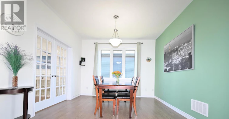 23 Beatrice Drive, Wasaga Beach, ON, L9Z 0L3 - 3