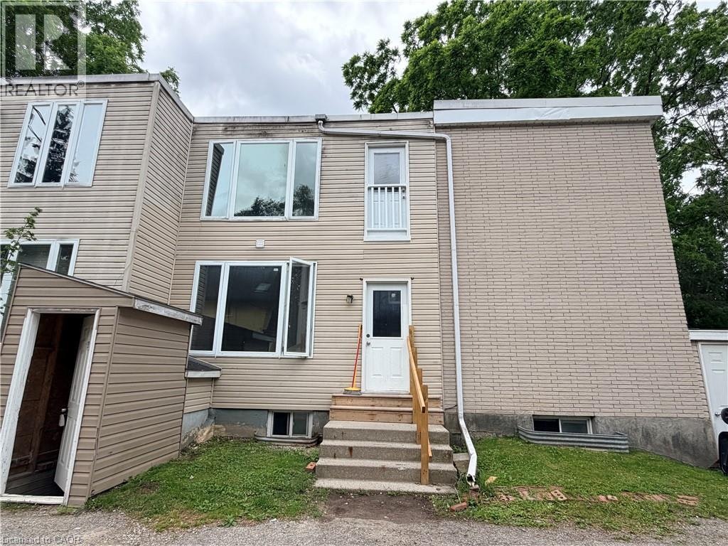 3-74 William Street W, Waterloo, ON, N2L 1J7 - 3