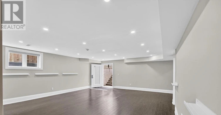 38 York Road, Toronto, ON, M9R 3E4 - 6
