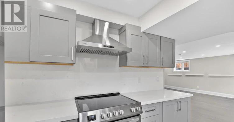 38 York Road, Toronto, ON, M9R 3E4 - 9