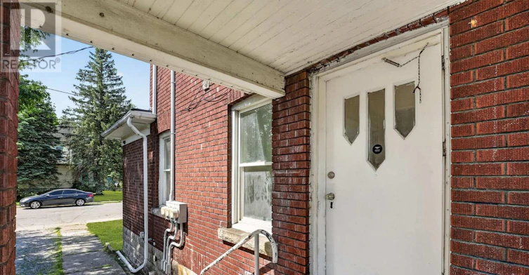 4417 B Ellis Street, Niagara Falls, ON, L2E 1H5 - 5