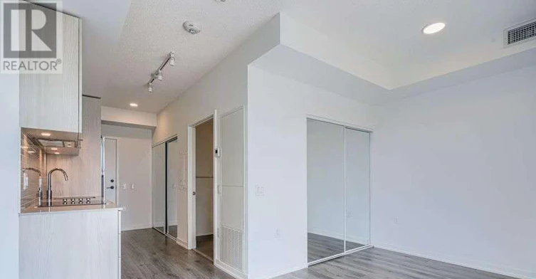2511-20 Tubman Avenue, Toronto, ON, M5A 0M5 - 2