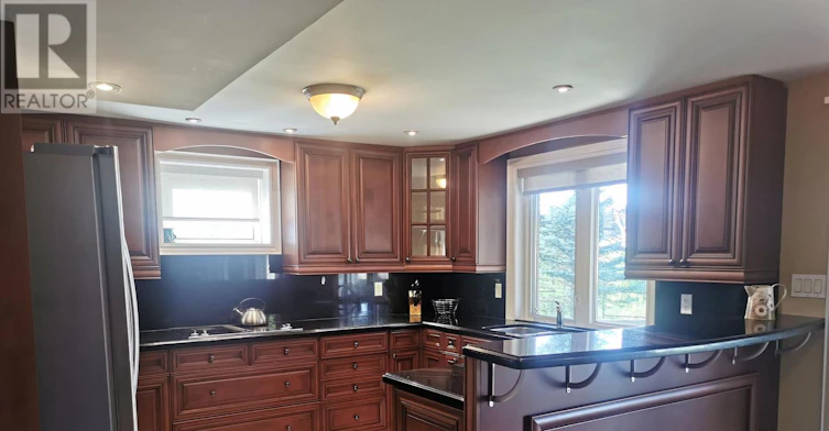 37 Townwood Drive, Richmond Hill, ON, L4E 4S9 - 6