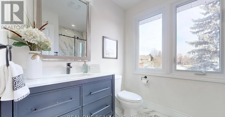 99 Aitken Circle, Markham, ON, L3R 7L5 - 36