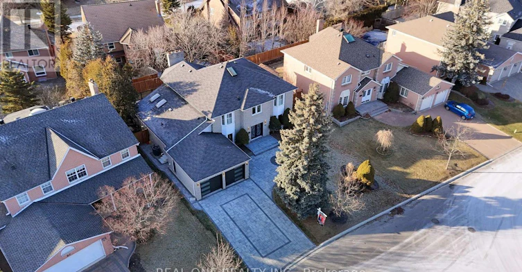 99 Aitken Circle, Markham, ON, L3R 7L5
