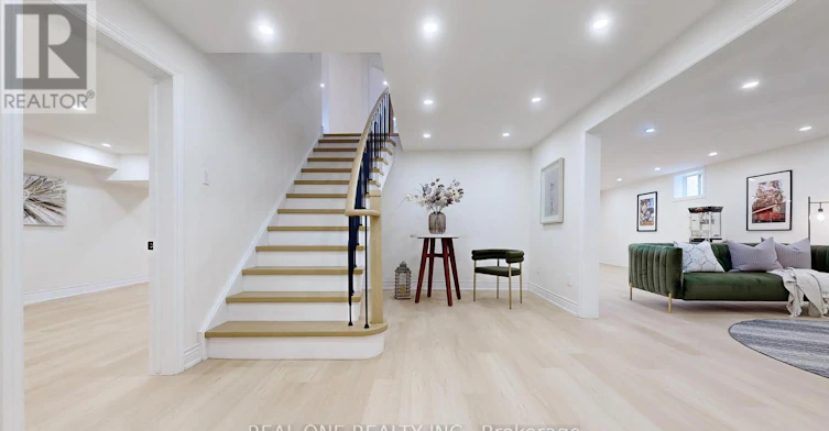 99 Aitken Circle, Markham, ON, L3R 7L5 - 38
