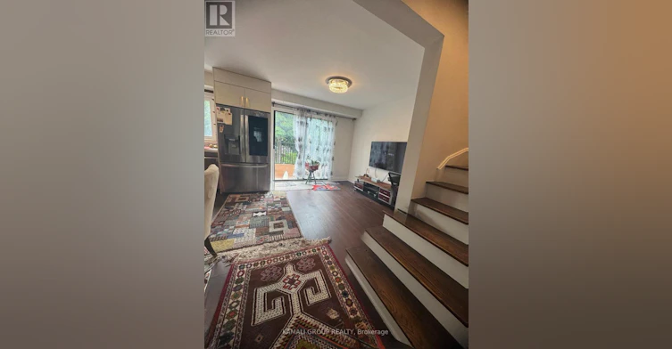 24 Valhalla Court, Aurora, ON, L4G 5W3 - 6