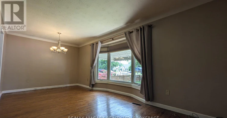 624 Bunting Road, St. Catharines, ON, L2M 2Z8 - 3