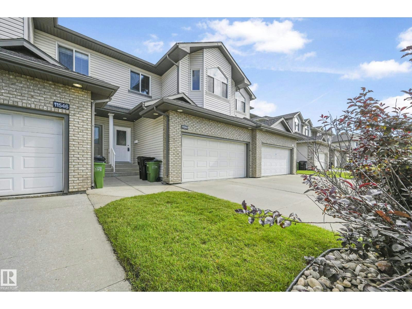 11544 11 Avenue SW, Edmonton, AB, T6W 1W8