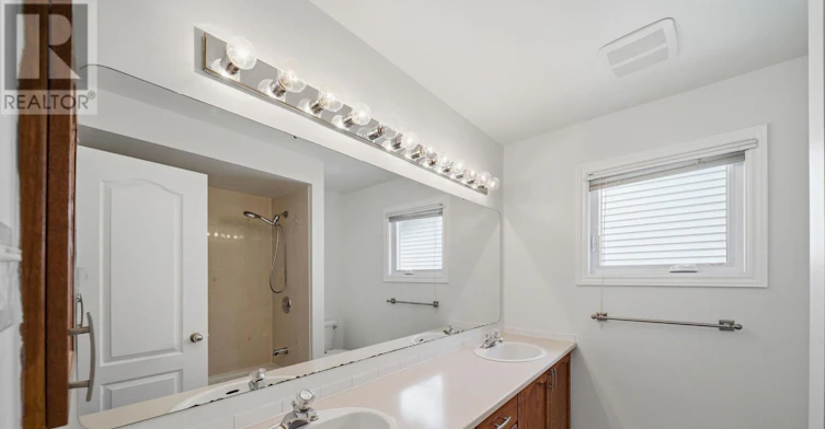 2023 Rolling Brook Drive, Ottawa, ON, K1W 1C9 - 22