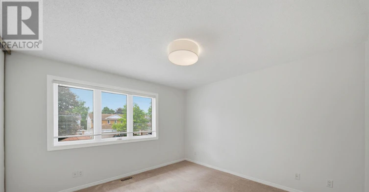 2023 Rolling Brook Drive, Ottawa, ON, K1W 1C9 - 24