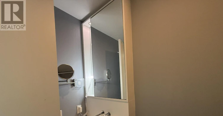 1709-197 Yonge Street, Toronto, ON, M5B 1M4 - 12