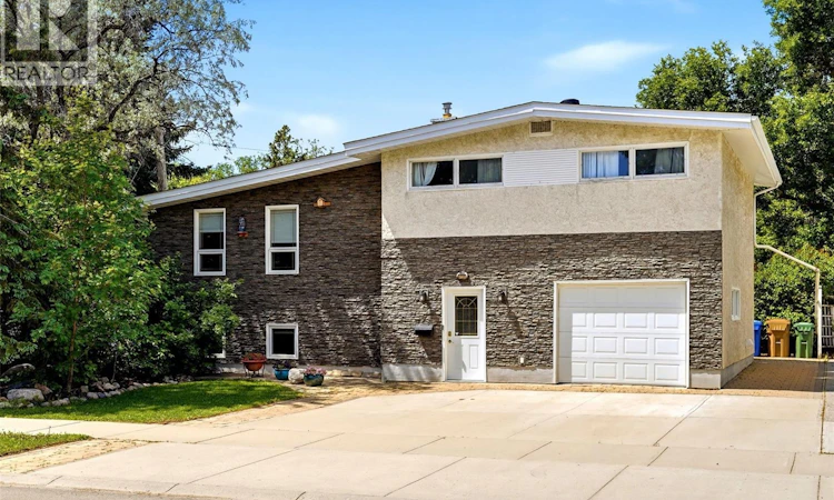 4120 Hillsdale Street