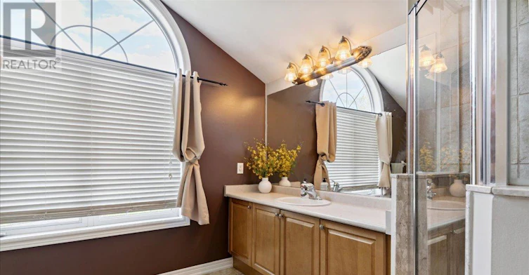 63 Westhampton Way, Hamilton, ON, L8E 6C6 - 34