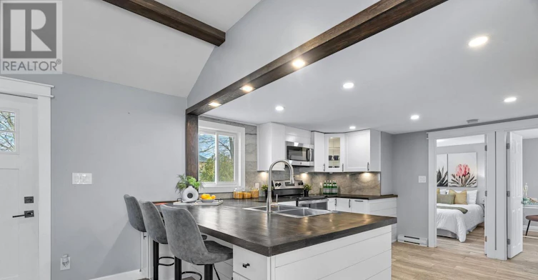 236 Sydenham Street, Strathroy, ON, N7G 1V3 - 6
