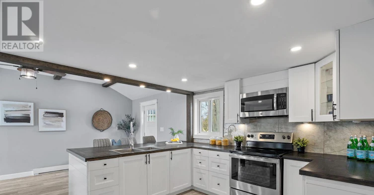 236 Sydenham Street, Strathroy, ON, N7G 1V3 - 12