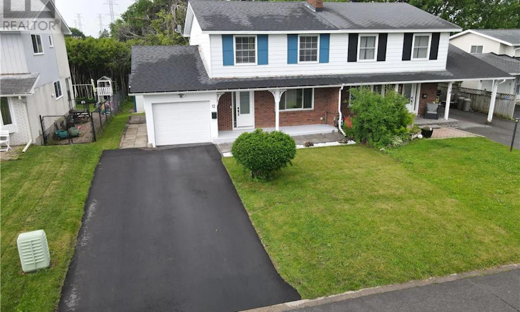 12 Downsview Crescent