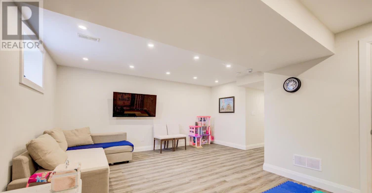 3352 Stalybridge Drive, Oakville, ON, L6M 1N9 - 32