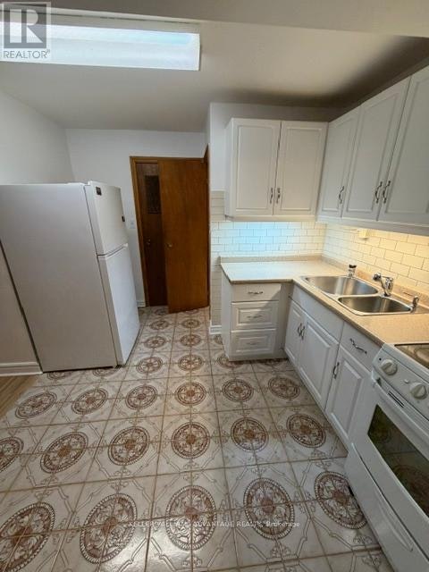 LOWER-20 Bush Drive, Toronto, ON, M1C 1G6 - 4