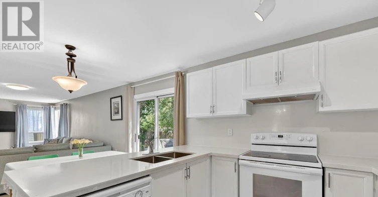 UPPER-1895 Applewood Avenue, Innisfil, ON, L9S 1W2 - 9