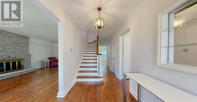 31 Burnhamthorpe Park Boulevard, Toronto, ON, M9A 1H8 - 6