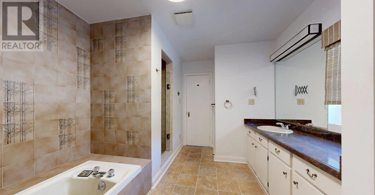 31 Burnhamthorpe Park Boulevard, Toronto, ON, M9A 1H8 - 25