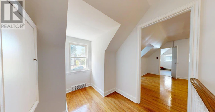 31 Burnhamthorpe Park Boulevard, Toronto, ON, M9A 1H8 - 21