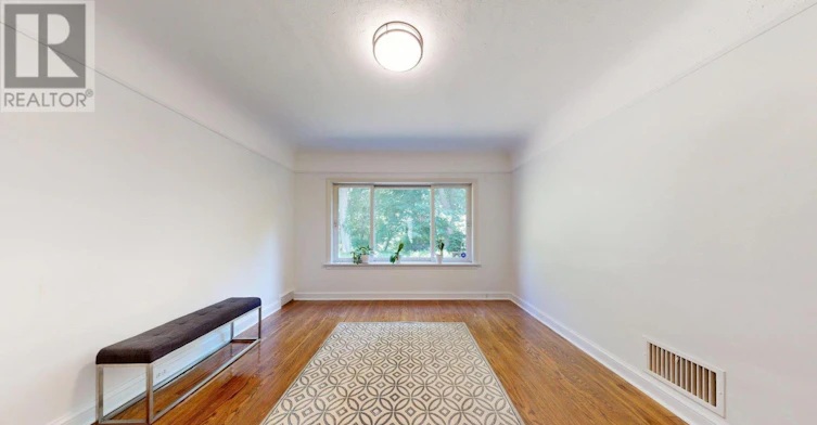 31 Burnhamthorpe Park Boulevard, Toronto, ON, M9A 1H8 - 11