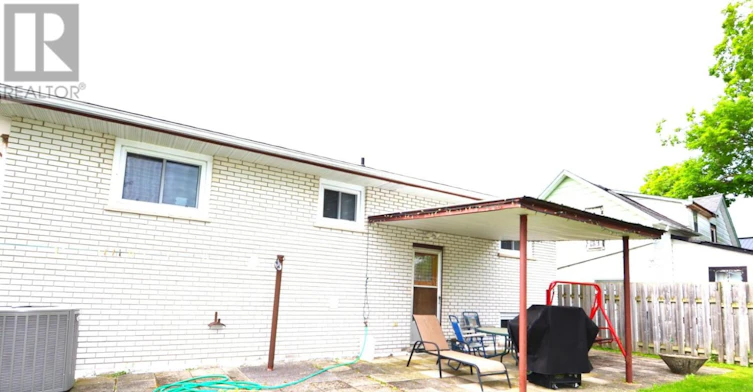 30 Alfred Street, Quinte West, ON, K8V 2B1 - 11