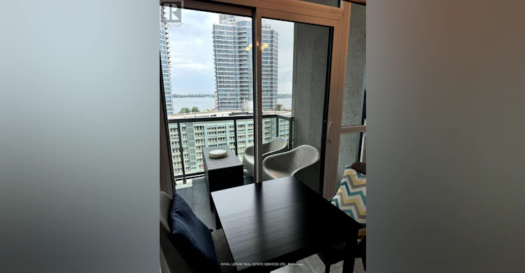 1510-19 Grand Trunk Crescent, Toronto, ON, M5J 3A3 - 17