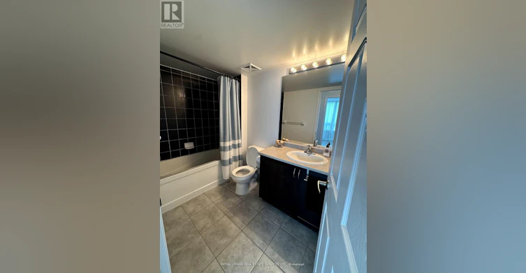 1510-19 Grand Trunk Crescent, Toronto, ON, M5J 3A3 - 19