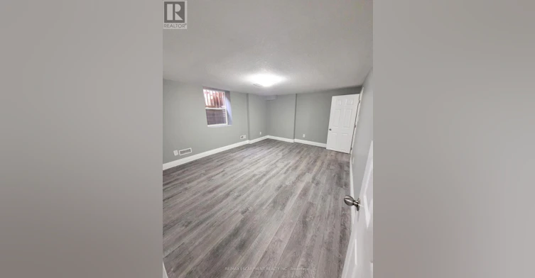 LOWER-76 Glenview Avenue, Cambridge, ON, N1R 2W2 - 10