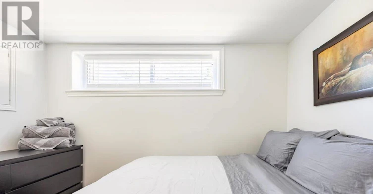 BSMT-4230 Bloor Street W, Toronto, ON, M9C 1Z7 - 9