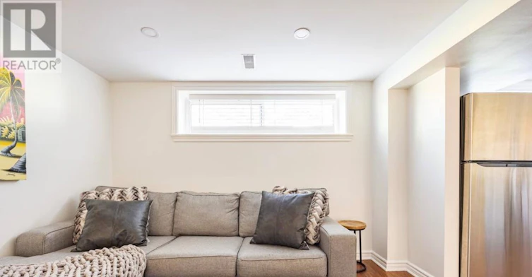 BSMT-4230 Bloor Street W, Toronto, ON, M9C 1Z7 - 3