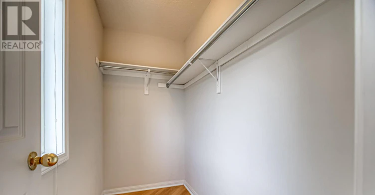 1121 Barclay Circle, Milton, ON, L9T 5W4 - 9