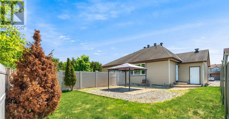 43 Claridge Drive, Ottawa, ON, K2J 5A3 - 32