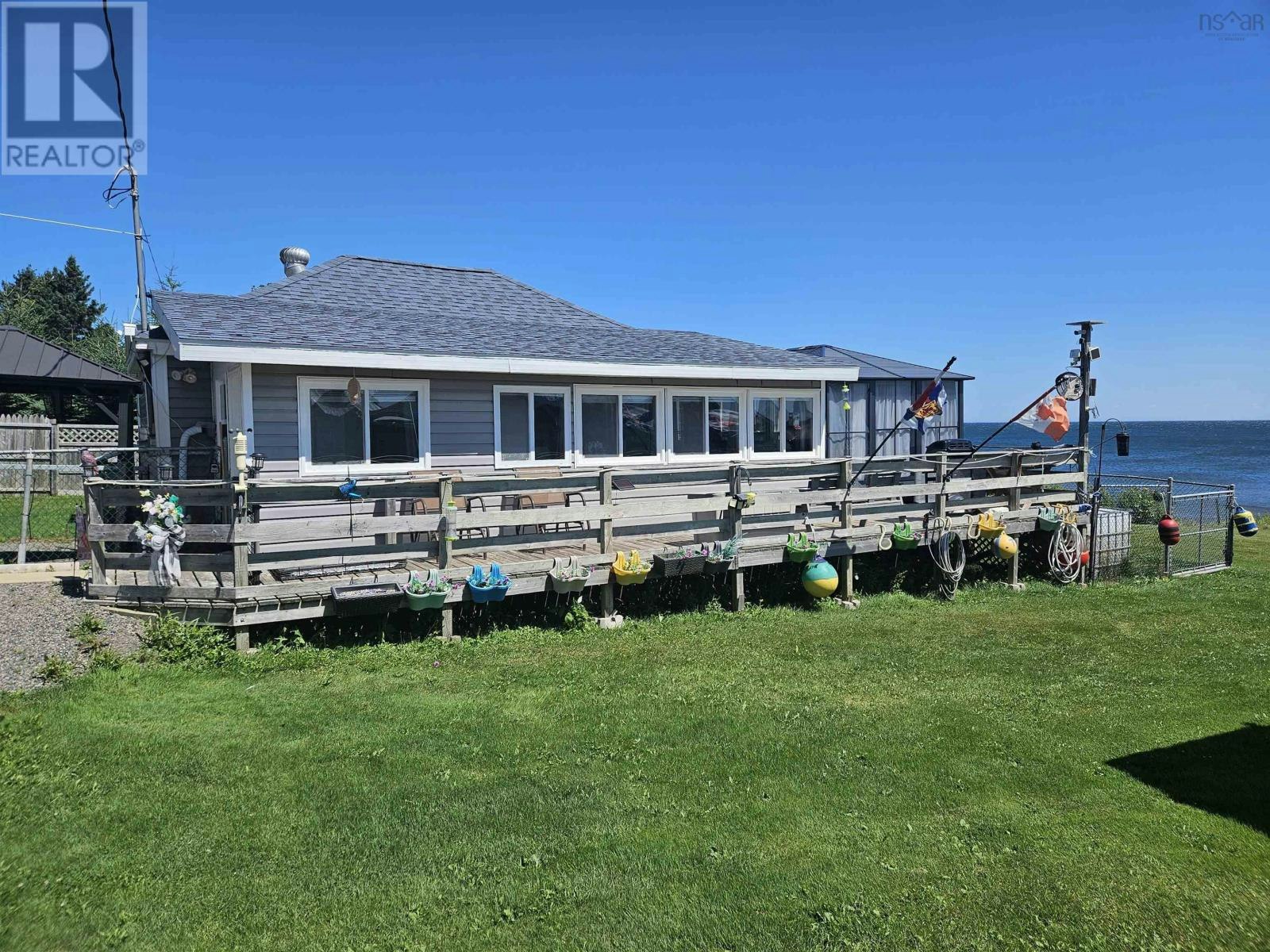 402 Smith Point Road, Fox Harbour, NS, B0K 1Y0