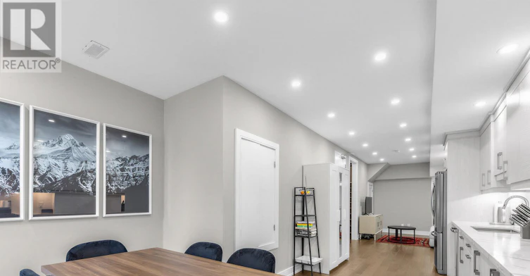 UPPER-133 Cowan Avenue, Toronto, ON, M6K 2N1 - 12