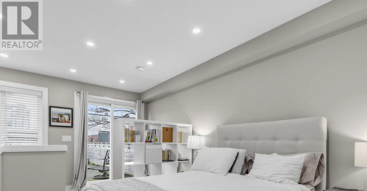UPPER-133 Cowan Avenue, Toronto, ON, M6K 2N1 - 21