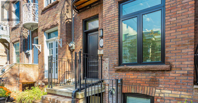 UPPER-133 Cowan Avenue, Toronto, ON, M6K 2N1 - 3