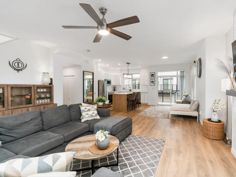 41-15235 Sitka Drive, Surrey, BC, V3S 0A9 - 3