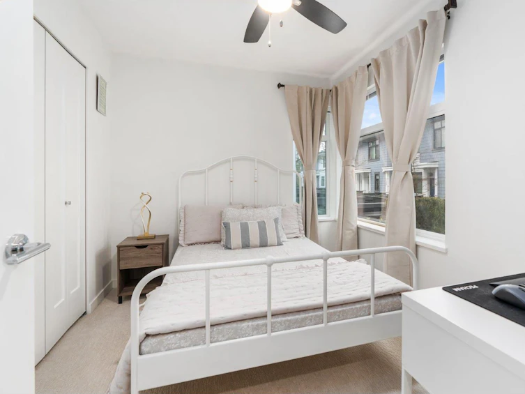 41-15235 Sitka Drive, Surrey, BC, V3S 0A9 - 14