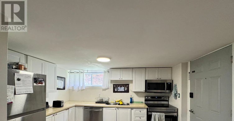 95 Diffin Drive, Welland, ON, L3C 2K2 - 4